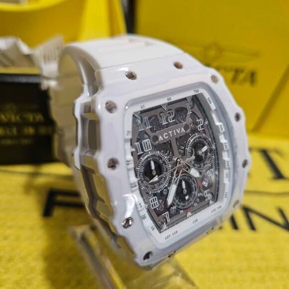 Activa x Invicta ACW2305-006 White Chronograph Sport Watch - Picture 3 of 6
